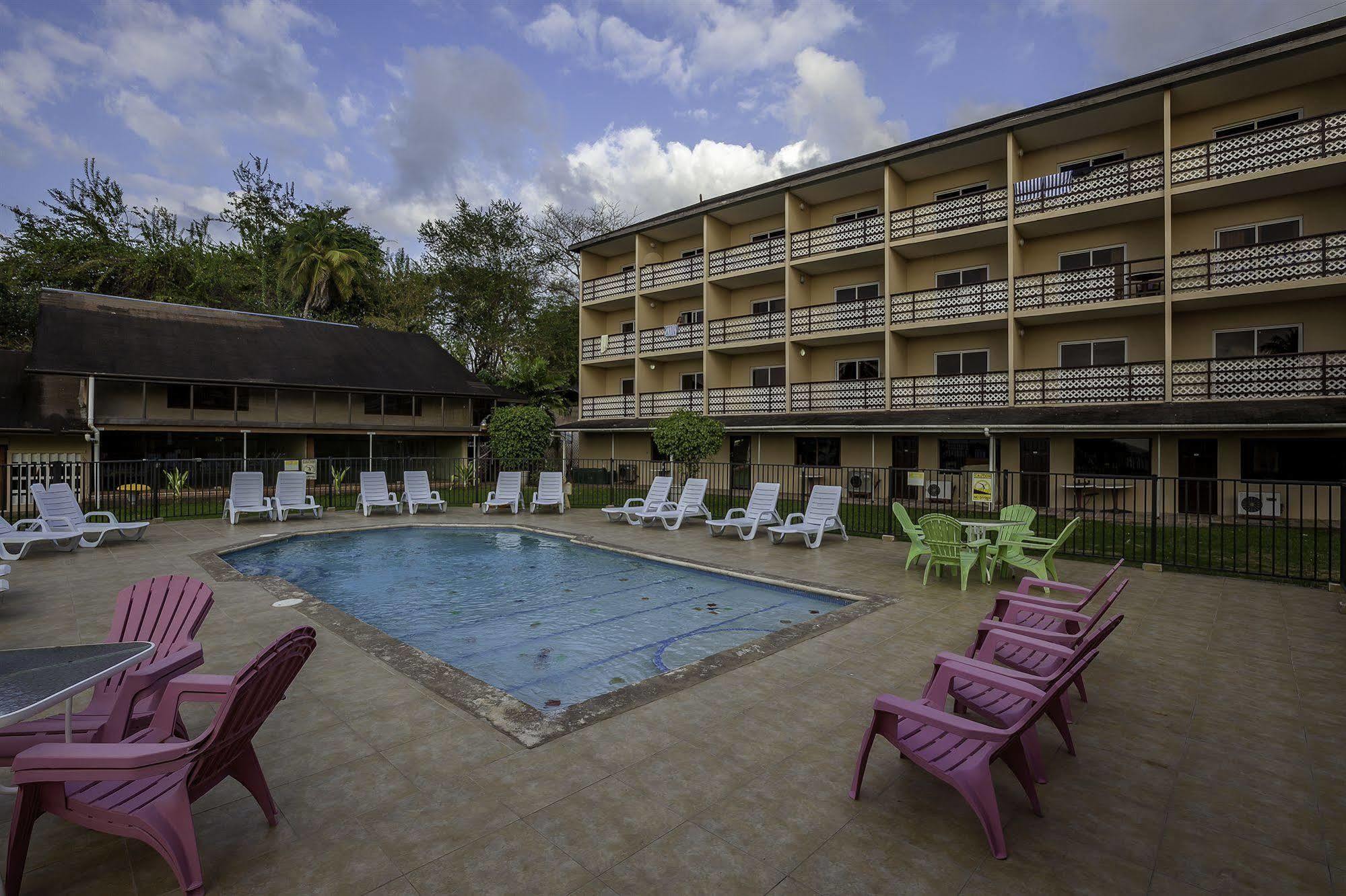 Grafton Beach Resort Black Rock Dış mekan fotoğraf