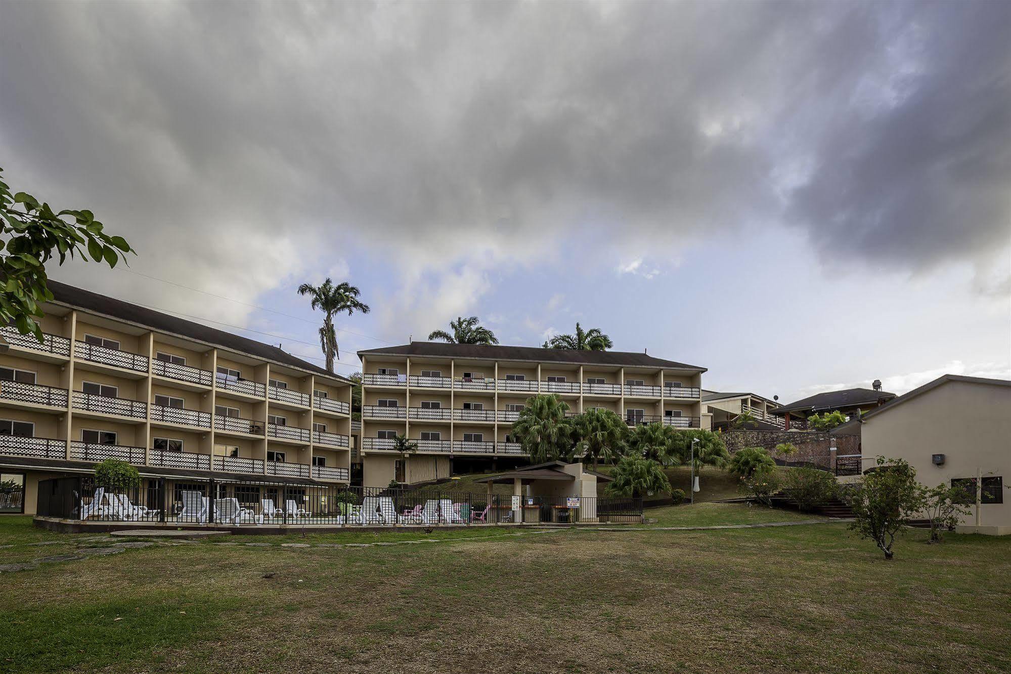 Grafton Beach Resort Black Rock Dış mekan fotoğraf